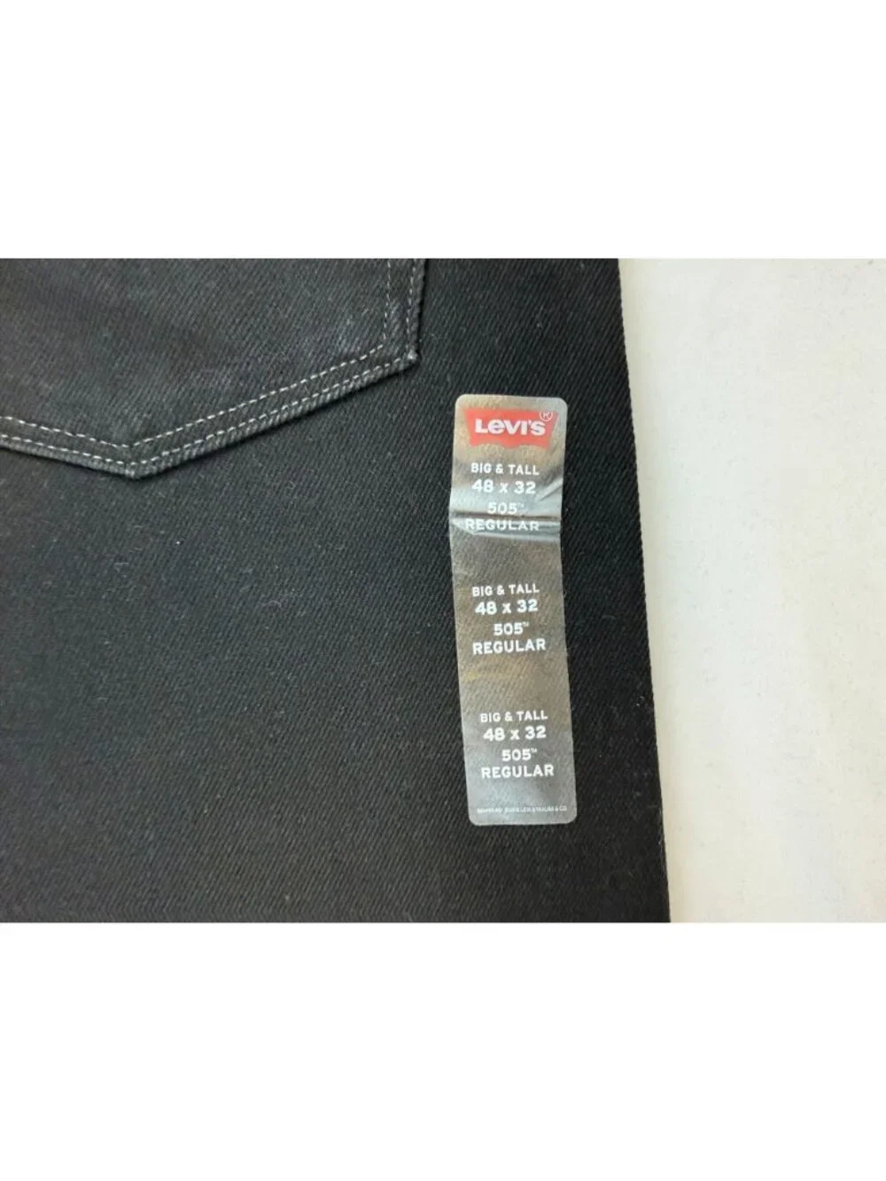 NWT Levi’s Men’s 505 Regular Fit Straight Jeans Black Denim 48x32 Big & Tall